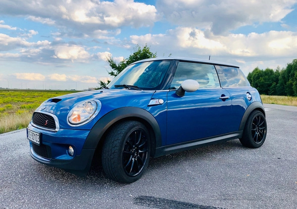 MINI Cooper S cena 35000 przebieg: 135087, rok produkcji 2007 z Ostróda małe 352